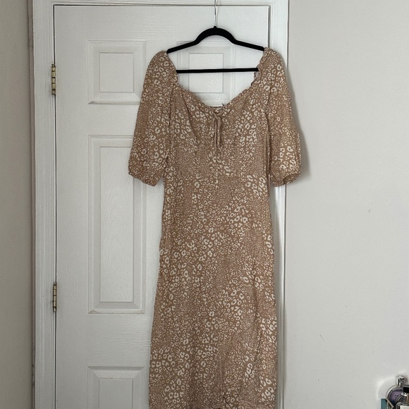 Brand New Sincerely Jules Leopard Cheetah Print Tan Dress Size XL Maxi Cottage - Picture 1 of 7